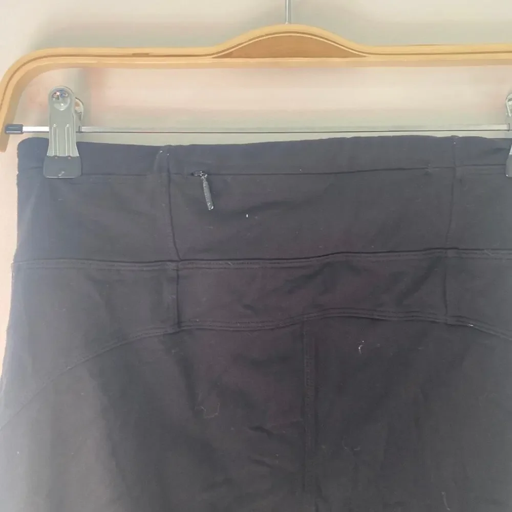 Athleta Metro 7/8 Black Leggings Size Small
